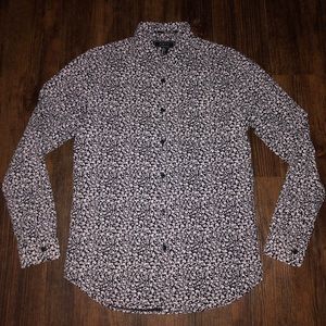 Forever 21 Slim Fit Floral Print Casual Button Down Cotton Shirt Small NWOT